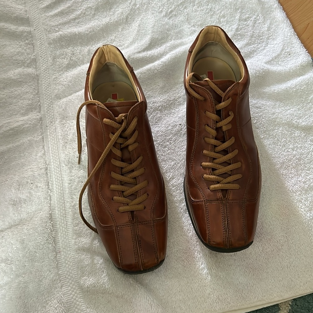 Authentic Prada lace up shoe great color